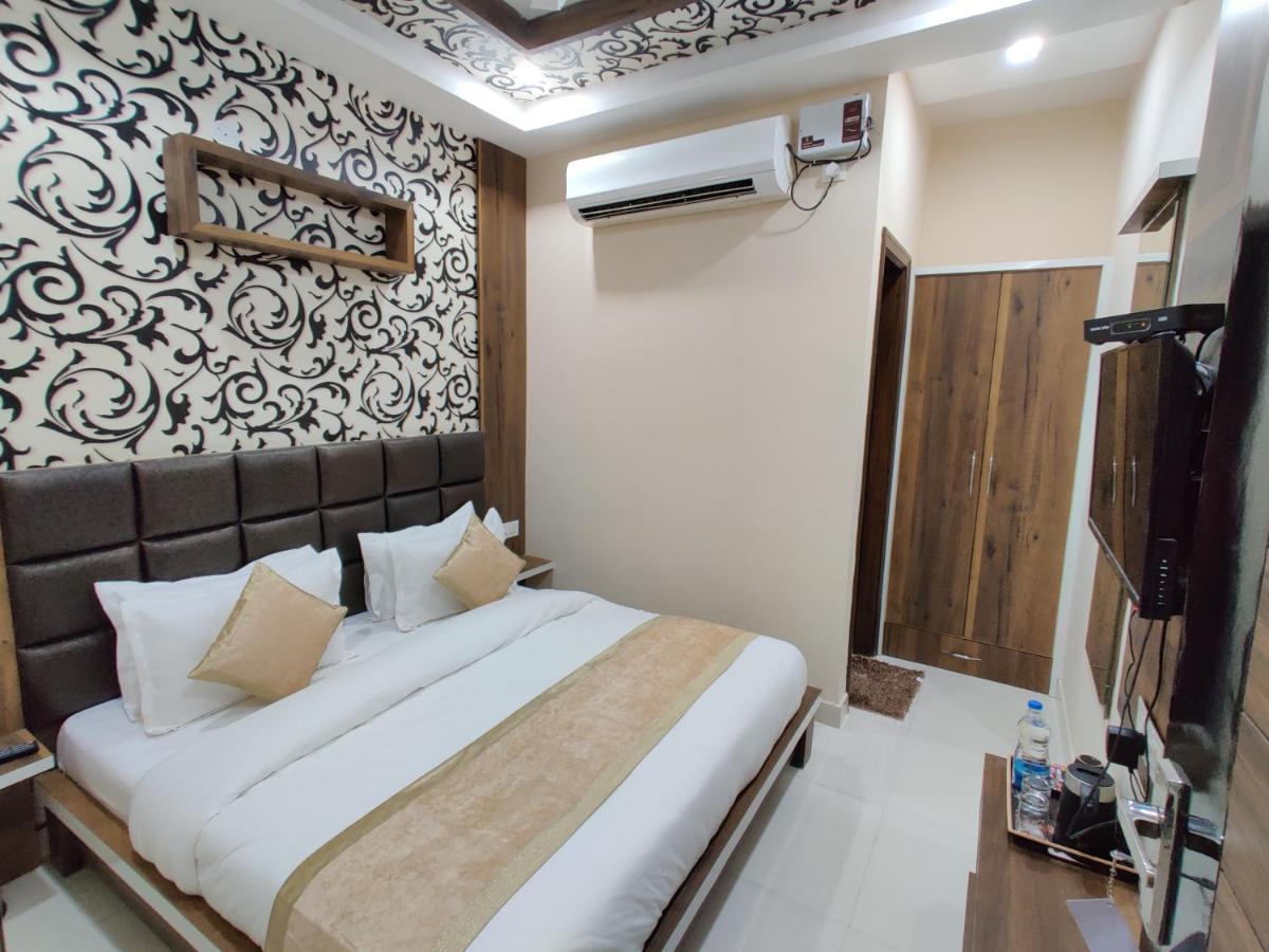 Guntas Residency Hotel Amritsar Ngoại thất bức ảnh