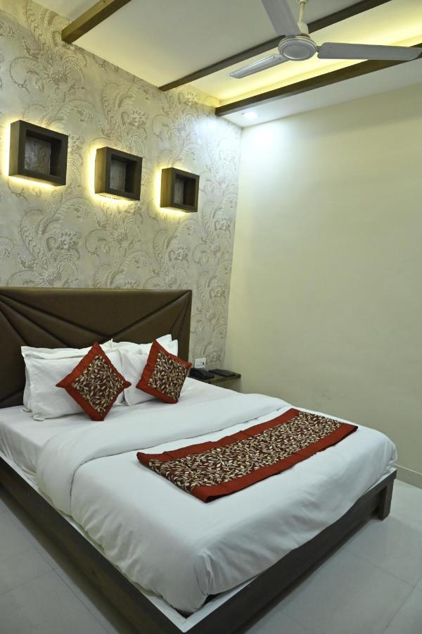 Guntas Residency Hotel Amritsar Ngoại thất bức ảnh