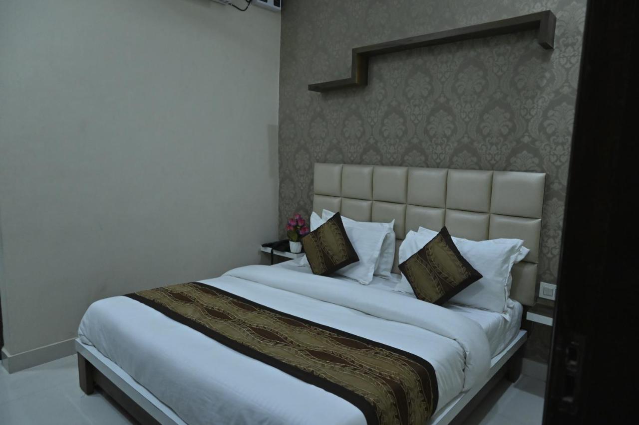 Guntas Residency Hotel Amritsar Ngoại thất bức ảnh