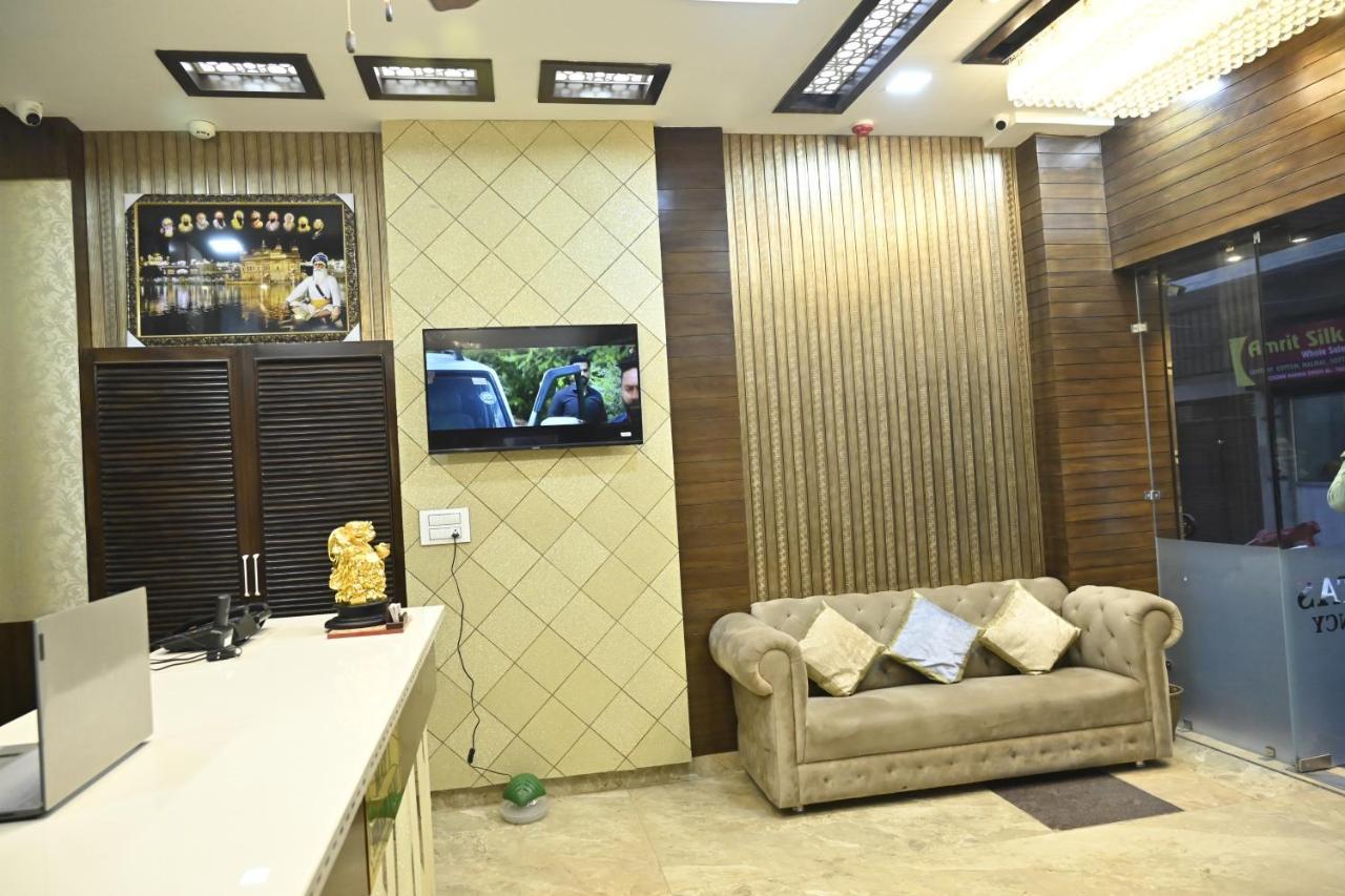 Guntas Residency Hotel Amritsar Ngoại thất bức ảnh